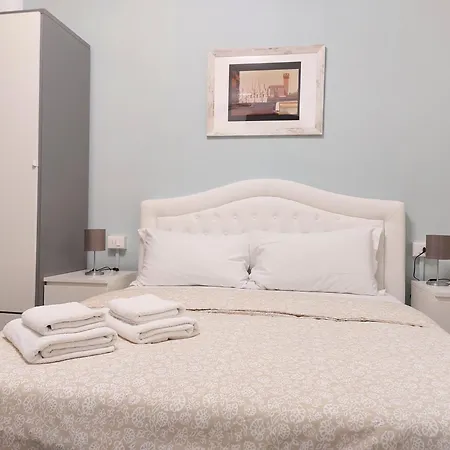 Prime Sant'agostino 住宿加早餐酒店 3*